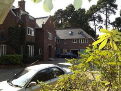 Location Appartement CAMBERLEY GU15 