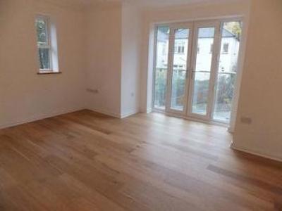 Location Appartement CATERHAM CR3 5