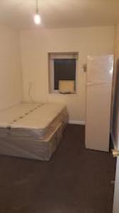 Location Appartement DAGENHAM RM8 1