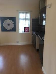 Location Appartement DAGENHAM RM8 1