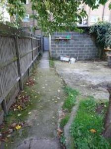 Location Appartement DAGENHAM RM8 1