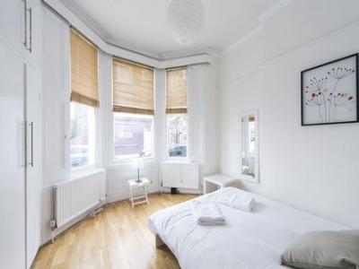 Location vacances Appartement 2 pices LONDON W14 0