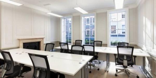 Location Local commercial LONDON WC2E 