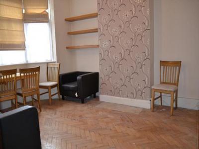 Location Appartement MITCHAM CR4 1