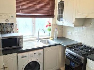 Location Appartement MITCHAM CR4 1