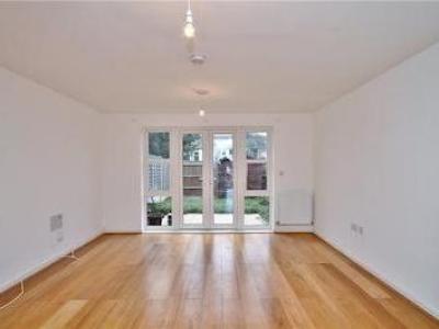 Location Appartement MITCHAM CR4 1