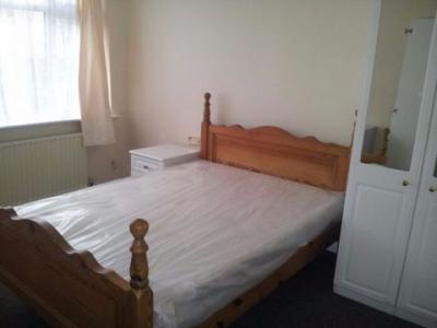 Location Appartement NORTHOLT UB5 4