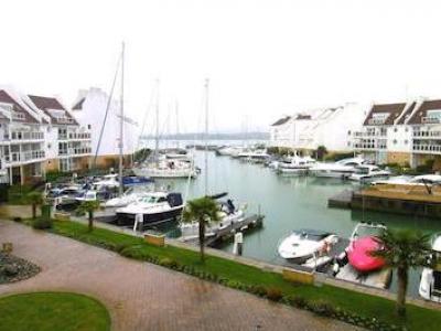 Location Appartement POOLE BH12 