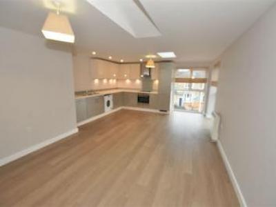 Location Appartement STAINES TW18 