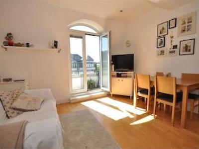 Location Appartement STAINES TW18 