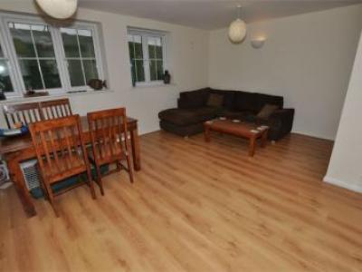 Location Appartement STAINES TW18 