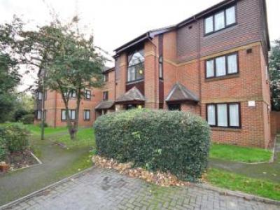 Location Appartement STAINES TW18 