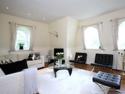 Location Appartement TEDDINGTON TW11 