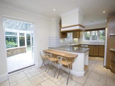 Location Maison WALTON-ON-THAMES KT12 