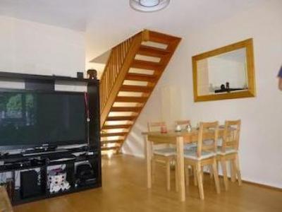 Location Maison WALTON-ON-THAMES KT12 