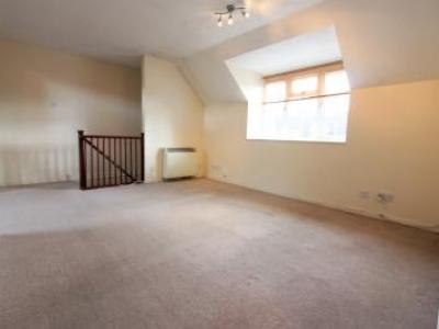 Location Maison WALTON-ON-THAMES KT12 