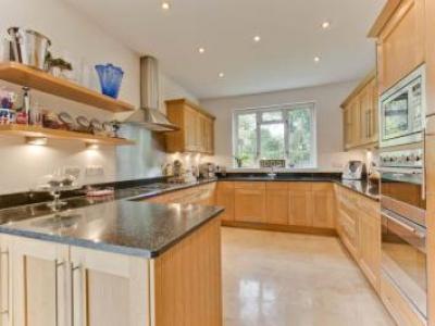 Location Maison WALTON-ON-THAMES KT12 