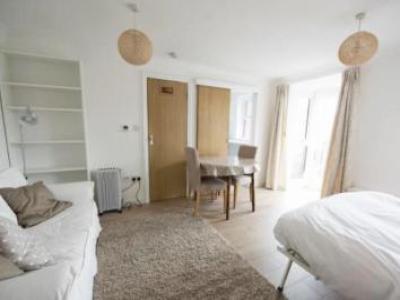 Location Appartement WOKING GU21 