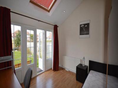 Annonce Location Appartement New-malden