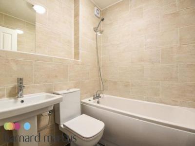 Louer Appartement New-malden rgion KINGSTON UPON THAMES