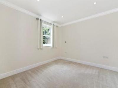 Louer Appartement Esher