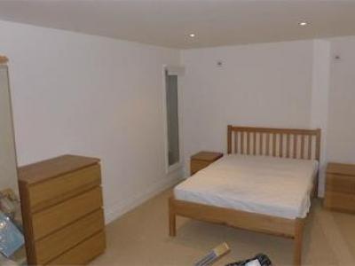 Louer Appartement Huddersfield rgion HUDDERSFIELD