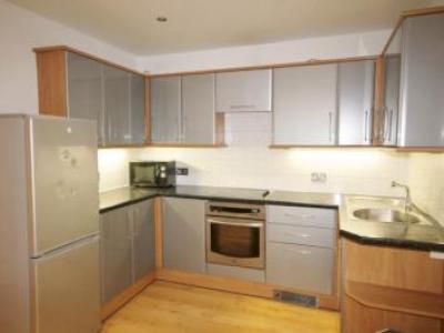 Annonce Location Appartement Egham