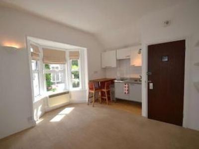 Annonce Location Appartement Epsom