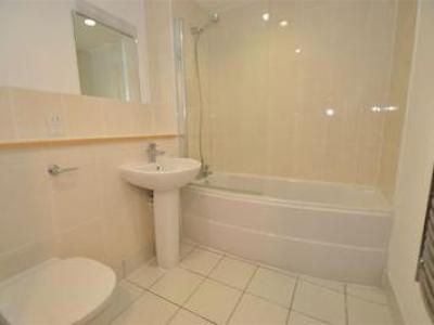 Louer Appartement Staines