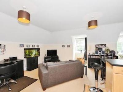 Louer Appartement Esher