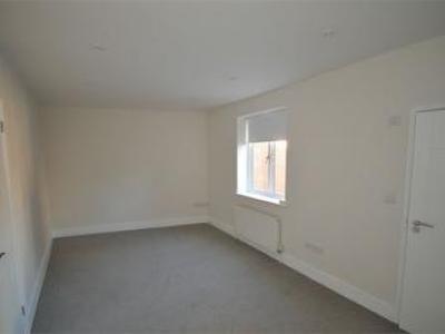 Louer Appartement Staines