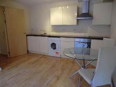 Annonce Location Appartement Bolton