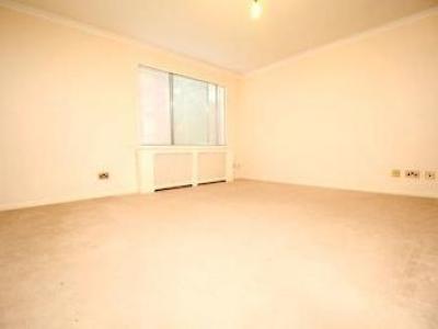 Louer Appartement Staines