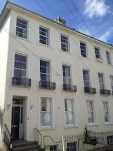 Annonce Location Appartement Cheltenham