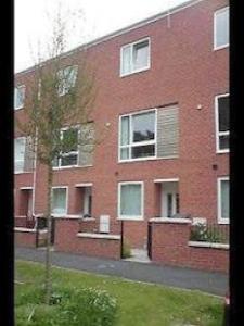 Annonce Location Maison Manchester