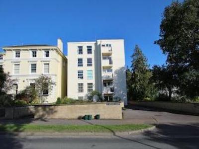 Annonce Location Appartement Cheltenham