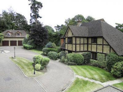 Annonce Location Maison Leatherhead