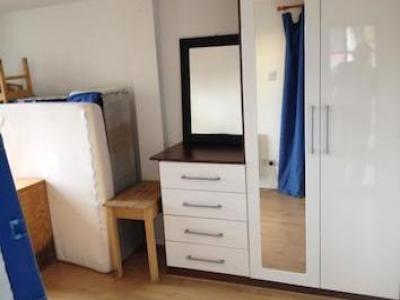 Louer Appartement Feltham