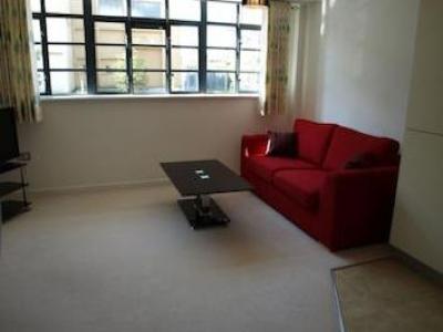 Louer Appartement Farnborough