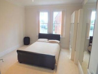 Louer Appartement Farnborough