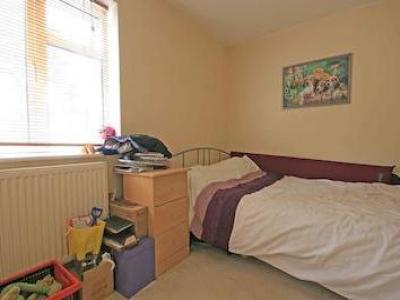 Louer Appartement West-byfleet rgion KINGSTON UPON THAMES