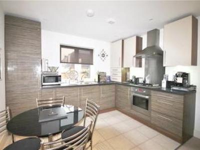 Louer Appartement Staines