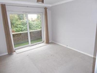 Louer Appartement Staines