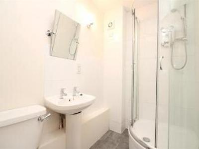 Louer Appartement Staines