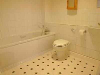 Louer Appartement West-byfleet rgion KINGSTON UPON THAMES