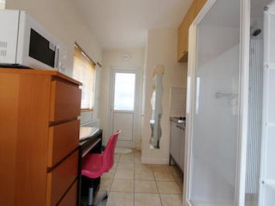 Louer Appartement New-malden rgion KINGSTON UPON THAMES