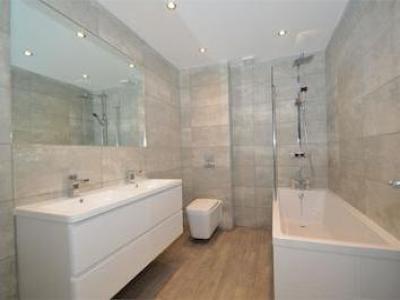 Annonce Location Maison Manchester