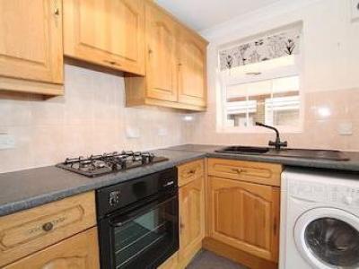 Louer Appartement West-byfleet rgion KINGSTON UPON THAMES