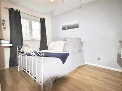 Louer Appartement Staines