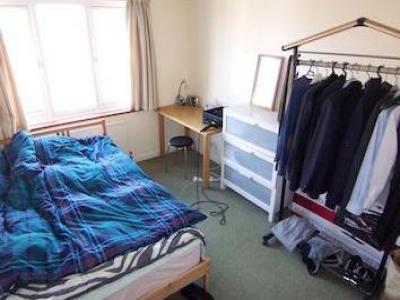 Louer Appartement New-malden rgion KINGSTON UPON THAMES